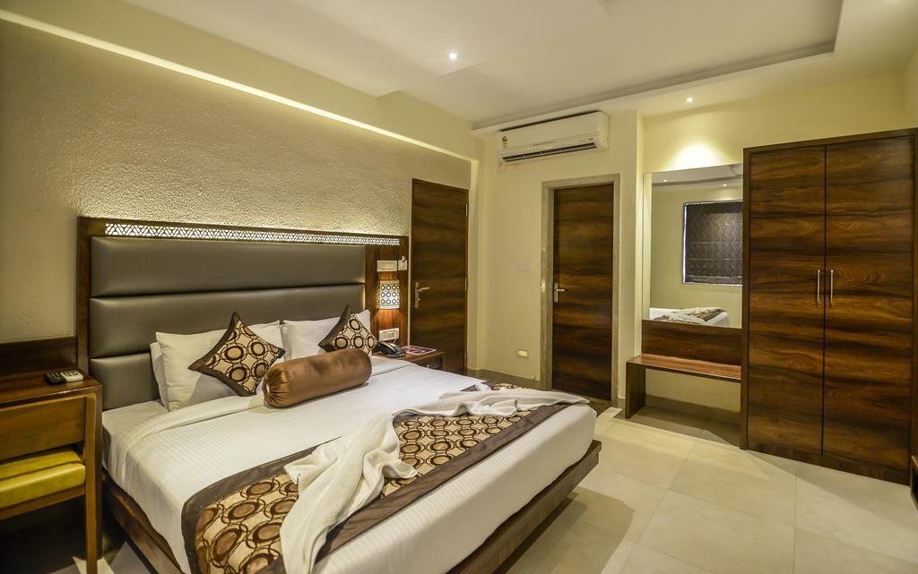 Hotel Sunkissed Plaza Calangute Zewnętrze zdjęcie