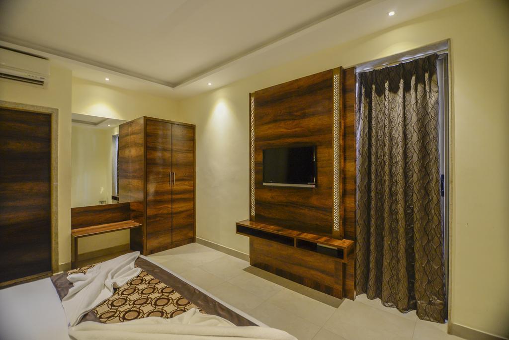 Hotel Sunkissed Plaza Calangute Zewnętrze zdjęcie