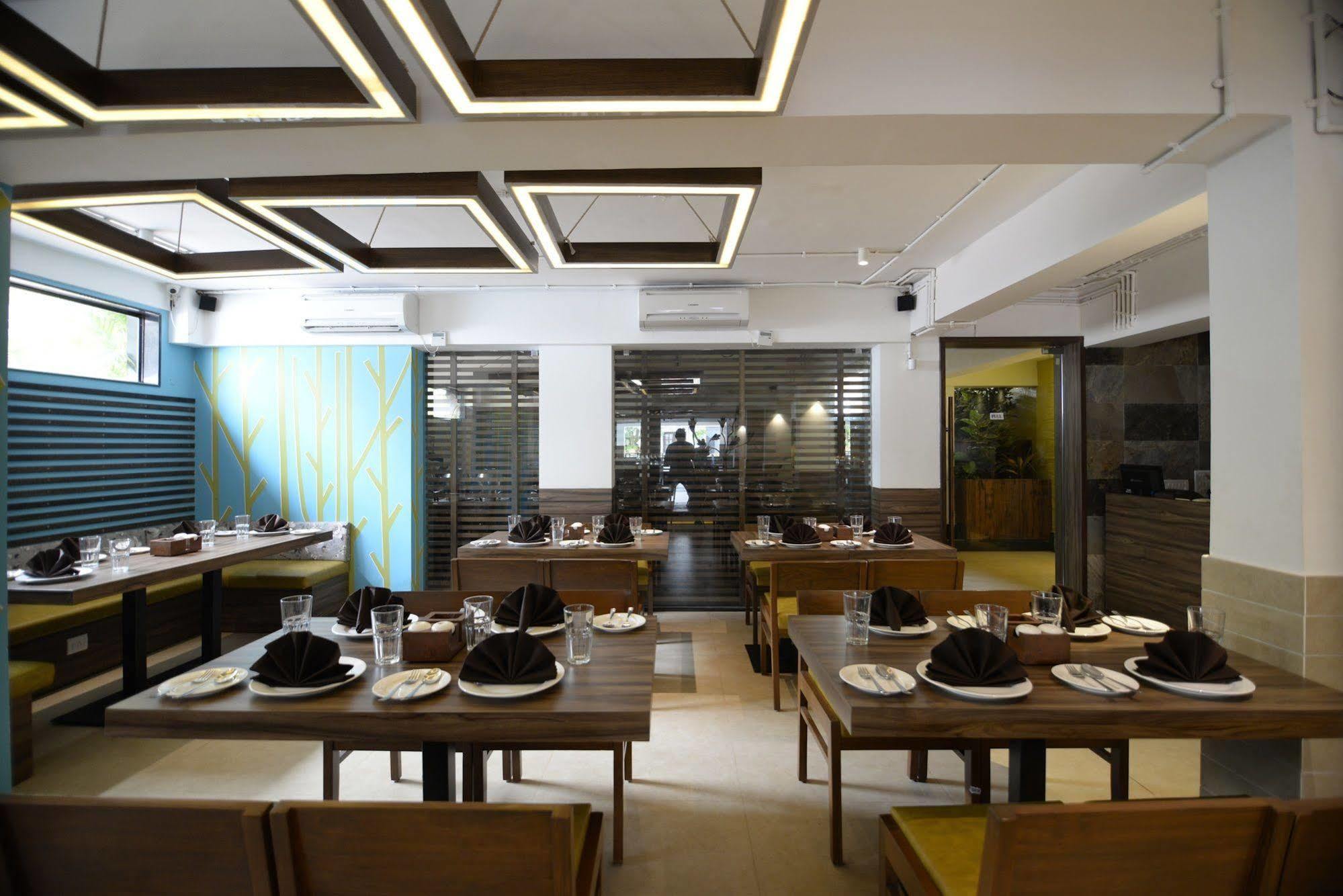 Hotel Sunkissed Plaza Calangute Zewnętrze zdjęcie