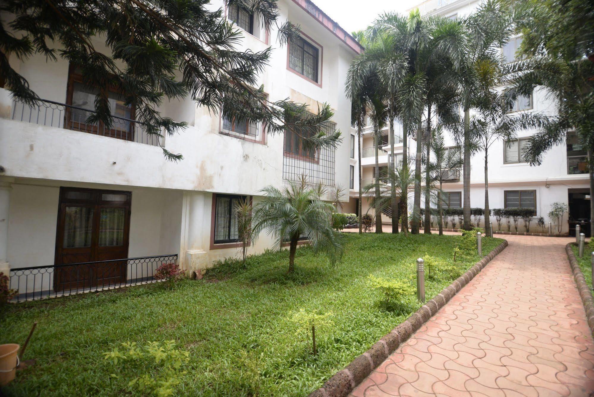 Hotel Sunkissed Plaza Calangute Zewnętrze zdjęcie