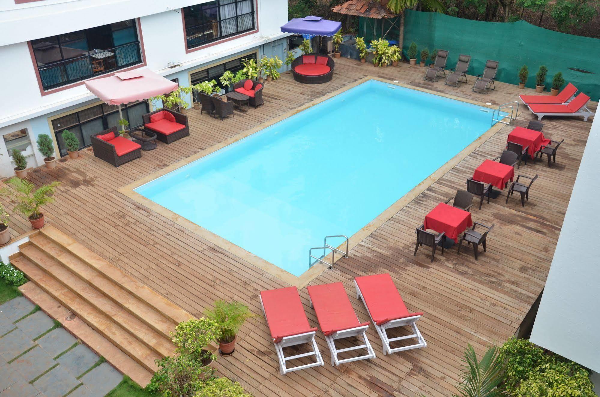 Hotel Sunkissed Plaza Calangute Zewnętrze zdjęcie