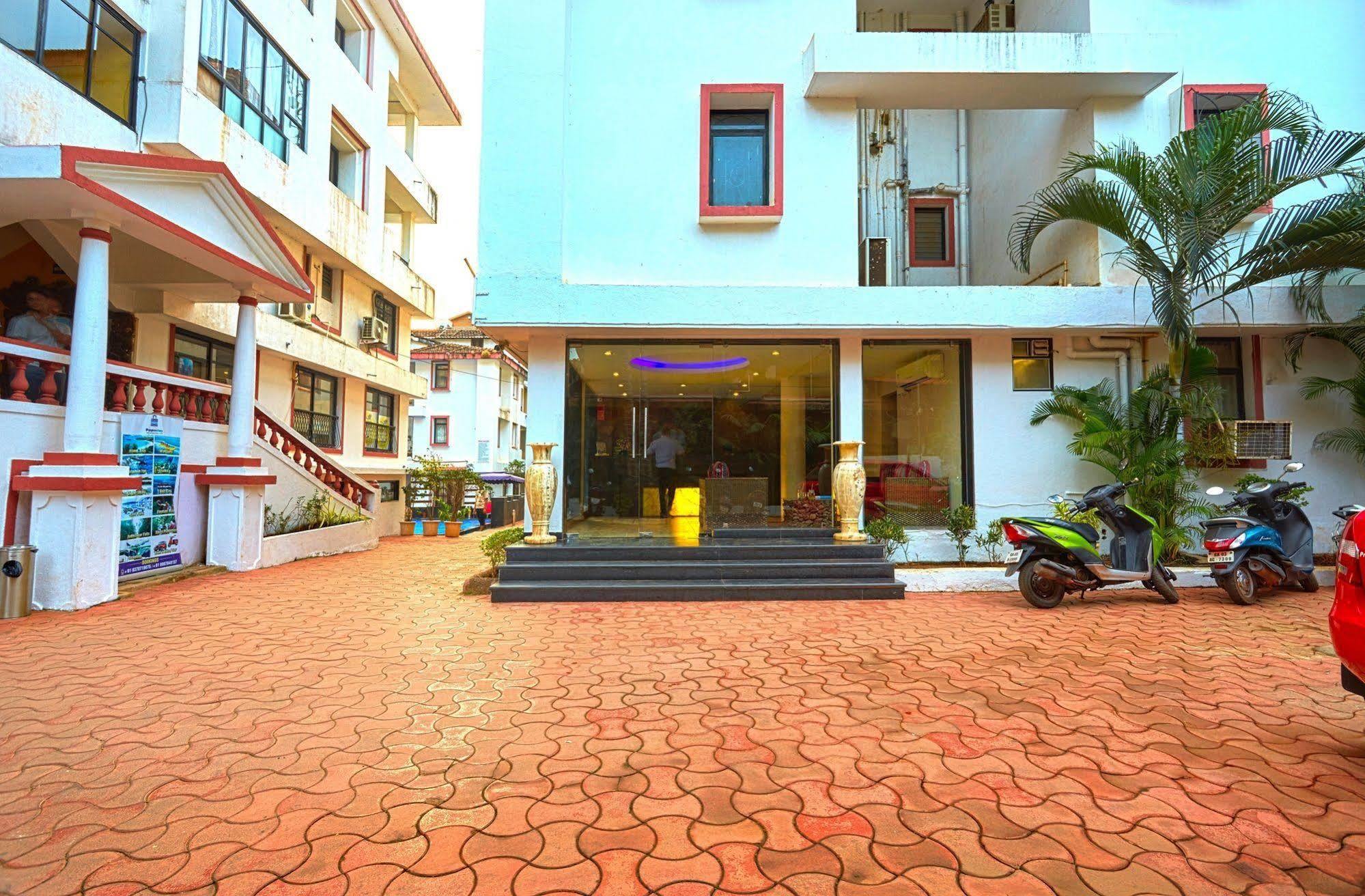 Hotel Sunkissed Plaza Calangute Zewnętrze zdjęcie