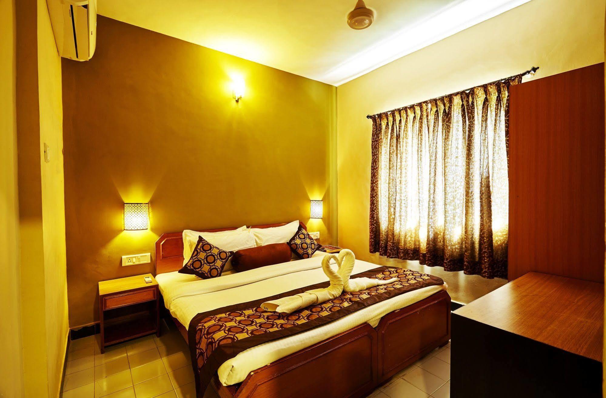 Hotel Sunkissed Plaza Calangute Zewnętrze zdjęcie